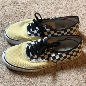 Supreme vans